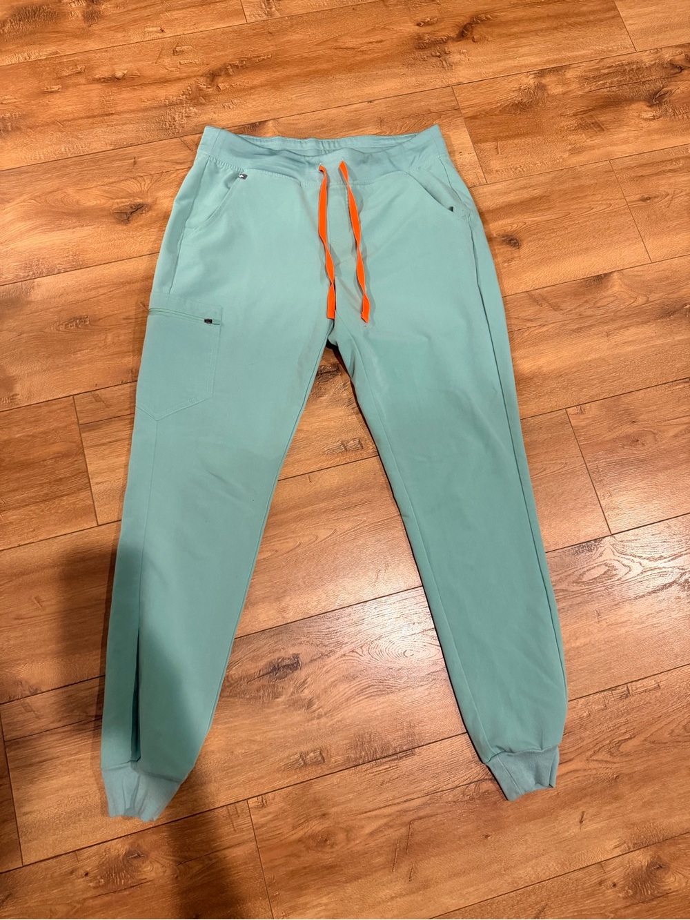 Figs Women's Jade MT Zamora joggers